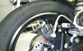 KAWASAKI ZRX400 2001 ZR400E