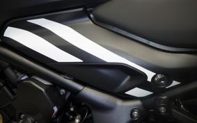 TRIUMPH TRIDENT 660 2026