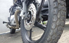 YAMAHA YB125SP