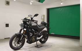 HUSQVARNA SVARTPILEN 401 2022