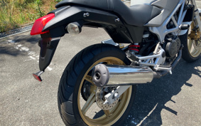 HONDA VTR 250 MC33