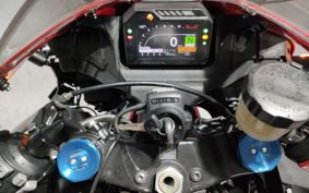 HONDA CBR600RR PC40