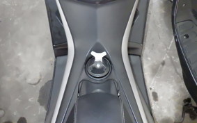 YAMAHA N-MAX 155 A SG50J