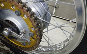 YAMAHA SR400 Gen.3 2004 RH01J