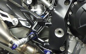 BMW M1000R 2025