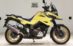 SUZUKI Vｽﾄﾛｰﾑ1050XT 2020