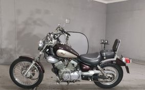 YAMAHA VIRAGO 250 3DM
