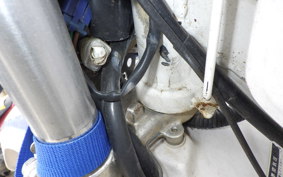 YAMAHA SEROW 225 W 4JG