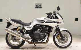 HONDA CB400 SUPER BOLDOR VTEC A 2012 NC42