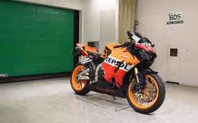 HONDA CBR600RR GEN 3 2014 PC40