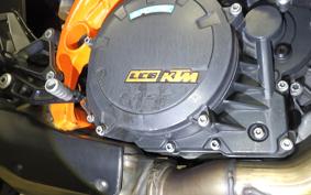 KTM 1290 SUPER DUKE R 2015