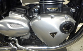 TRIUMPH BONNEVILLE T120 2020