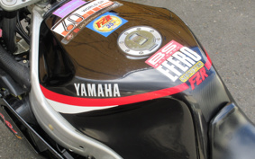 YAMAHA FZR1000 1988 2GH
