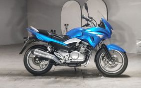SUZUKI GSR250S GJ55D