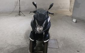 YAMAHA TRICITY 125 SE82J