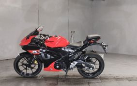 SUZUKI GSX-R125 DL33B