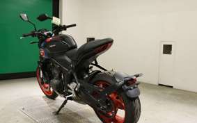 TRIUMPH TRIDENT 660 2025