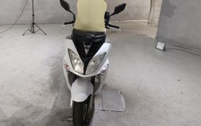 SYM RV125i ..
