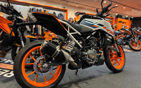 KTM 125 DUKE JPA40