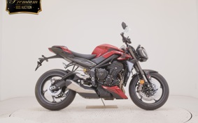 TRIUMPH STREET TRIPLE RS 2026