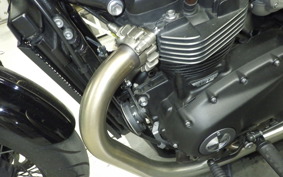TRIUMPH BONNEVILLE BOBBER 2022