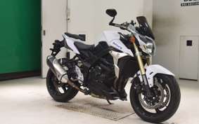 SUZUKI GSR750 2011