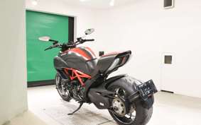DUCATI DIAVEL Carbon 2015