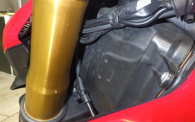 DUCATI STREETFIGHTER V4 S 2021