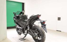 YAMAHA YZF-R25 A 2005 RG74J