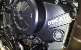 DUCATI DIAVEL Carbon 2011