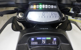 DUCATI DIAVEL AMG 2012