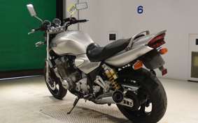 YAMAHA XJR1300 2002 RP03J