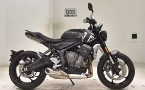 TRIUMPH TRIDENT 660 2021