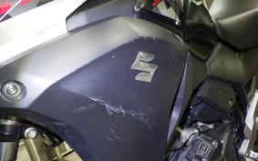 SUZUKI Vｽﾄﾛｰﾑ250A 2020