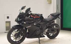 SUZUKI GSX250RA