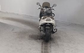 YAMAHA MAJESTY 125 SE27