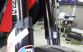 APRILIA SXV550 2006