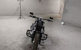 HARLEY FXBRS1870 2022 YHK