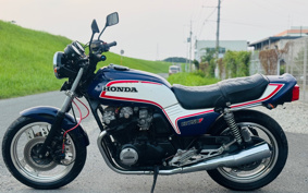 HONDA CB750 1985 RC04