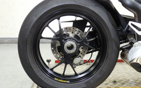 DUCATI STREET FIGHTER V4S 2020 FA00