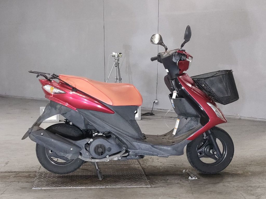 Фото Suzuki ADDRESS V125 с японского аукциона