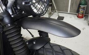 TRIUMPH STREET SCRAMBLER 2021