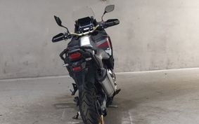 HONDA CRF1100L AFRICA TWIN 2026 SD15