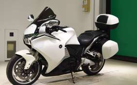HONDA VFR1200F DCT 2011 SC63