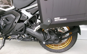 BMW R1300GS Adventure ASA 2024 0M31