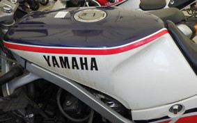 YAMAHA FZ400 R 1986 46X