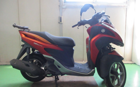 YAMAHA TRICITY 125 SE78