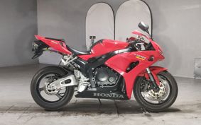 HONDA CBR1000RR 2006 SC57