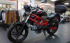 HONDA VTR 250 MC33