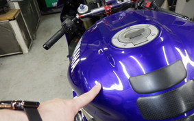 YAMAHA YZF-R1 2001